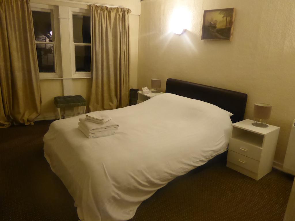 Kings Arms Hotel Penryn Quarto foto